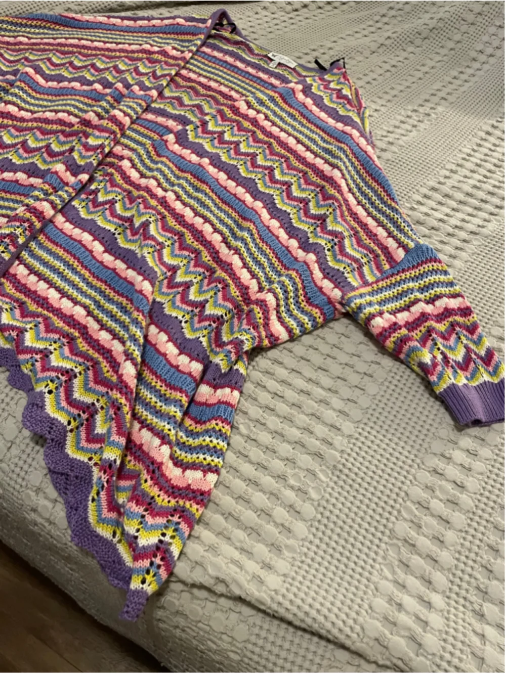Oversized grandmacore artsy Jessica Simpson size L MChevron Knit Sweater
